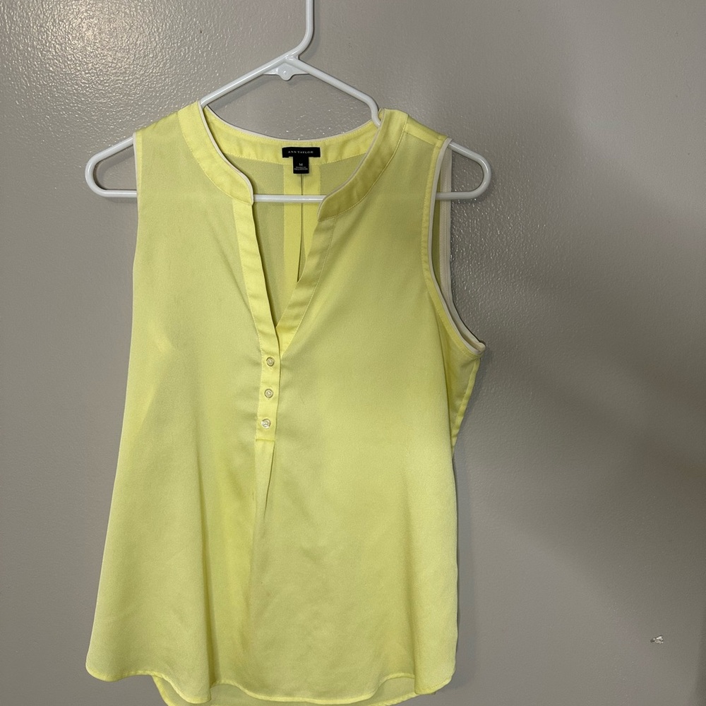 Ann Taylor Green Sleeveless Mandarin Collar Blouse